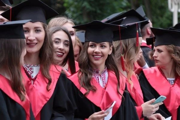 留学院校——乌克兰利沃夫国立医科大学(图7)